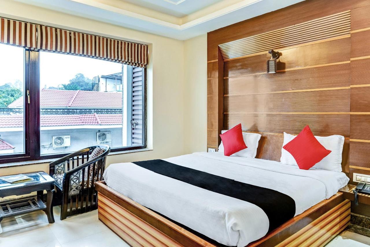 Capital O 1641 Hotel Radiance Paradise Dehradun Exterior foto
